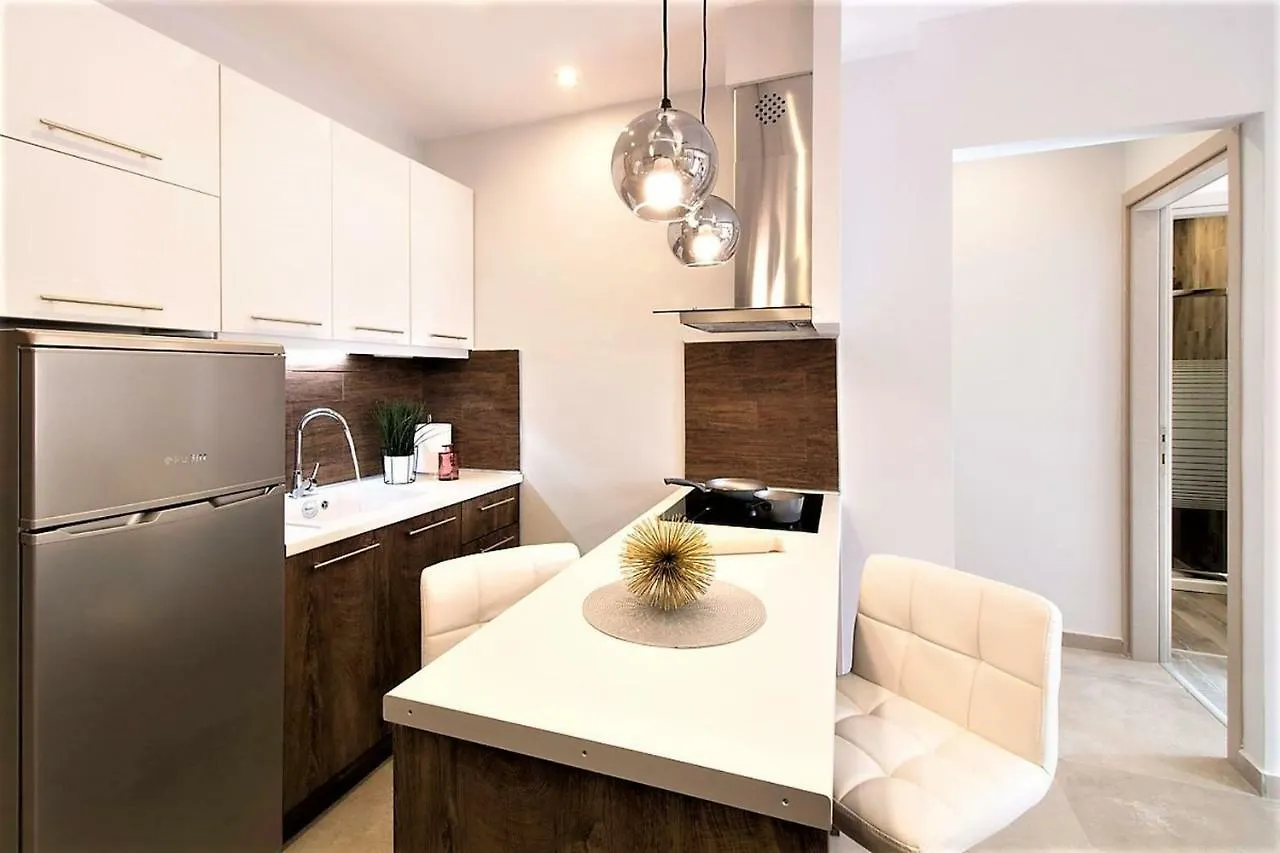 Metro Apartment Thessaloniki 0*,